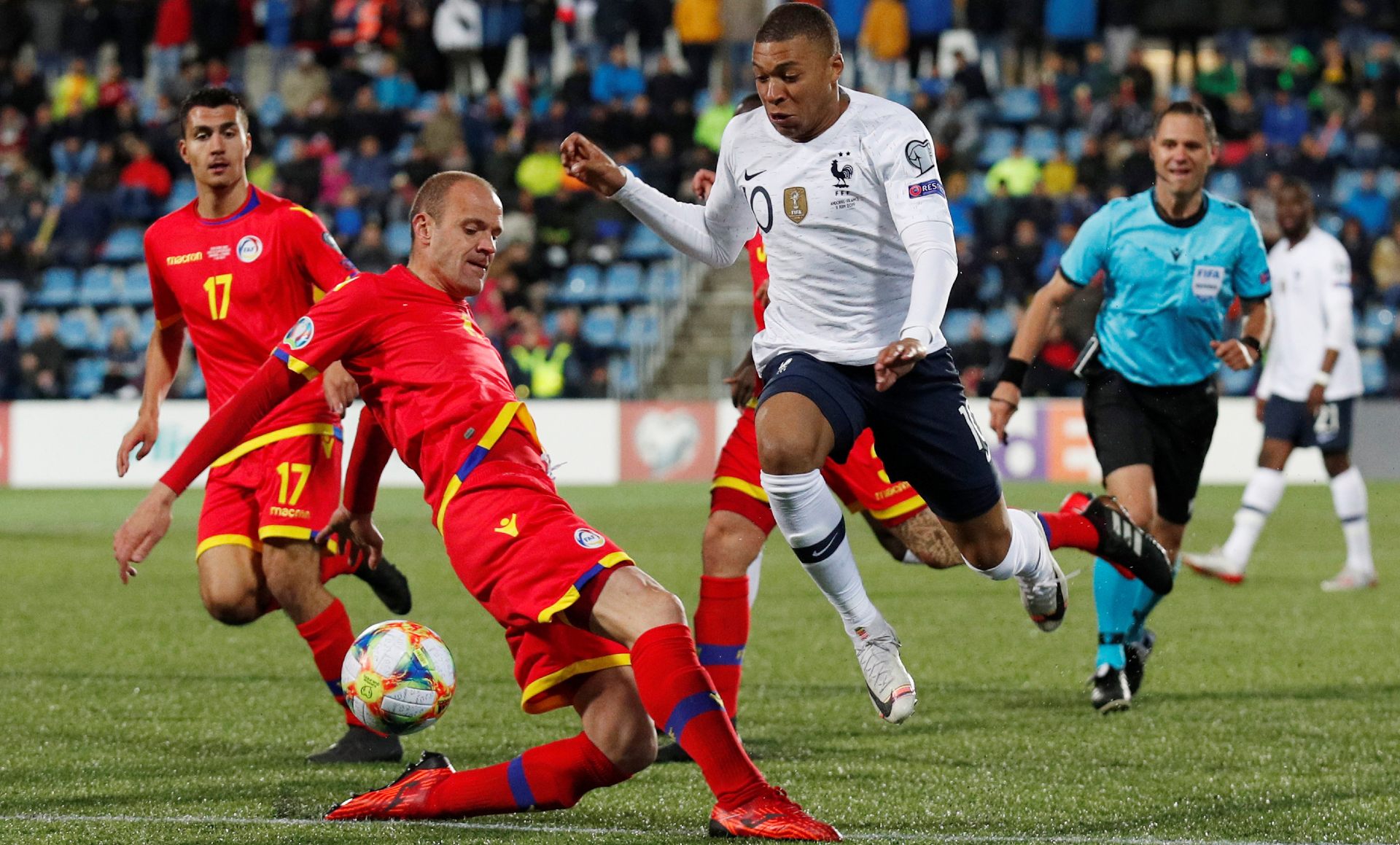 Tackling Mbappe two years ago (©REUTERS/Albert Gea)